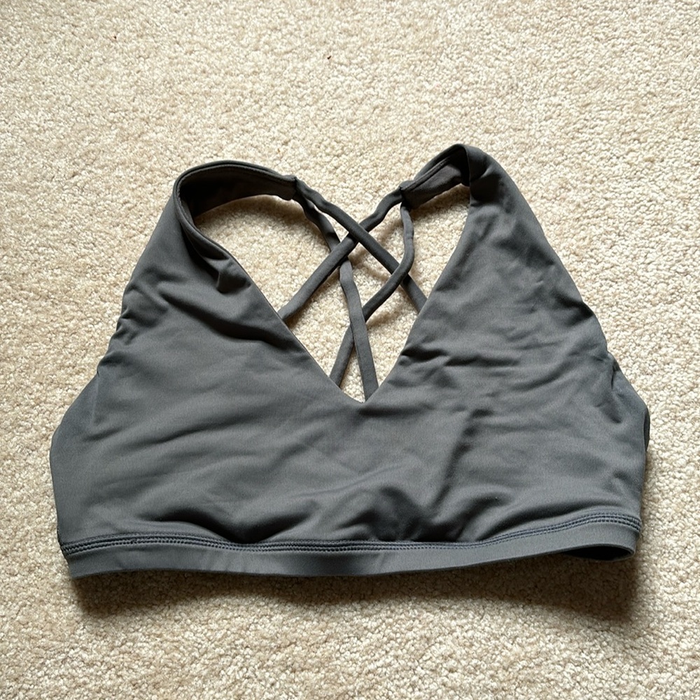 Ptula sports bra